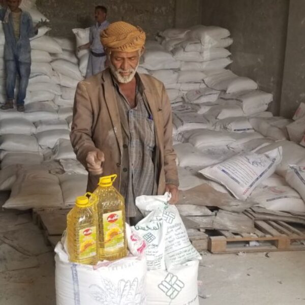 Yemen-food-aid-1024x498