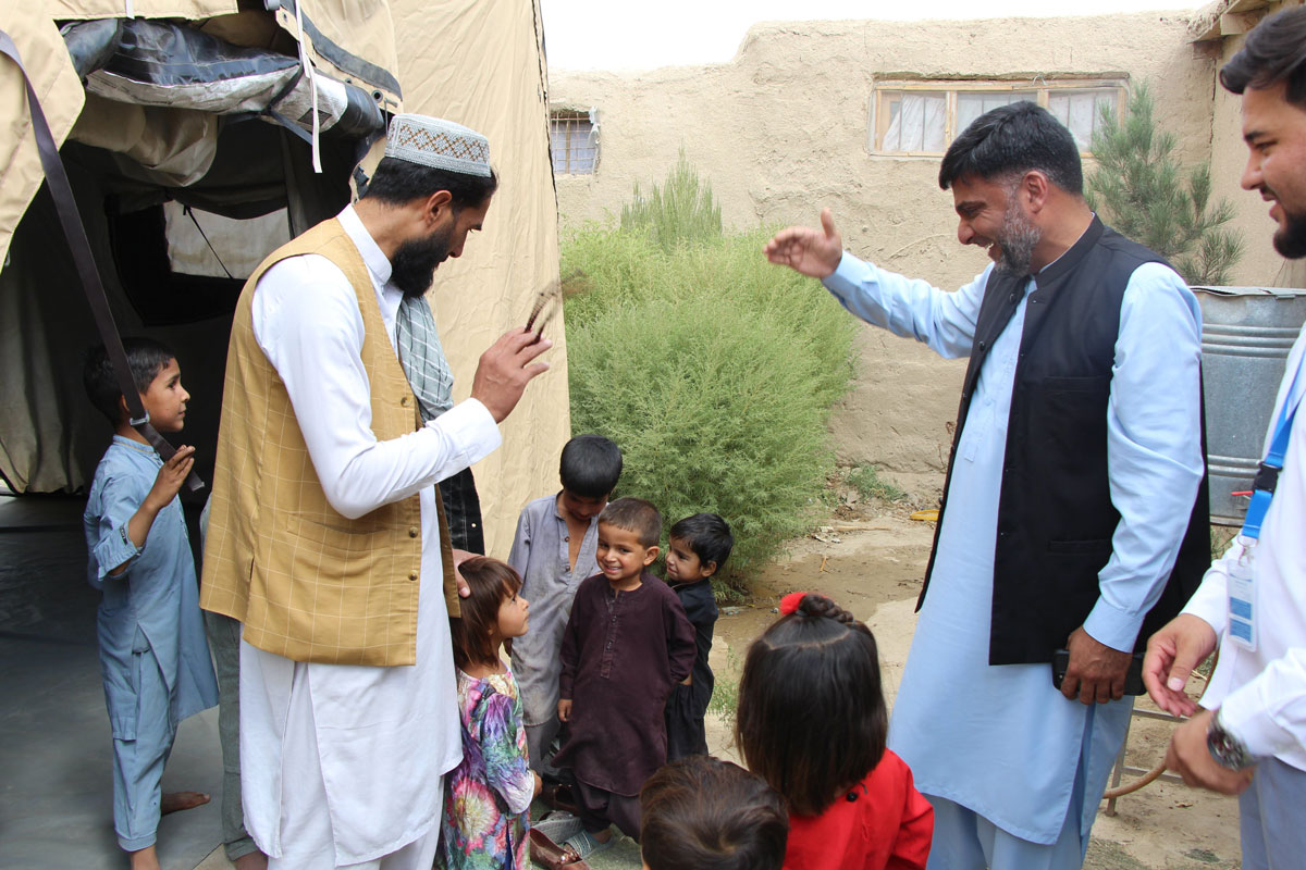Waseem-visiting-health-and-nutrition-clinics-in-Kabul-August-2023